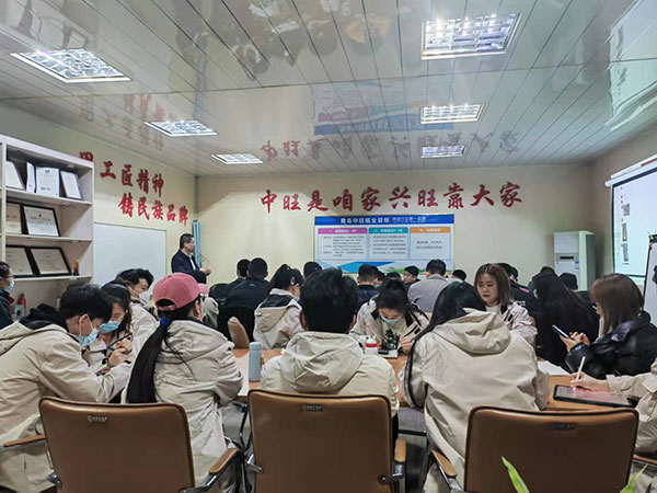 公司銷售業(yè)務(wù)團隊開展專題培訓(xùn)